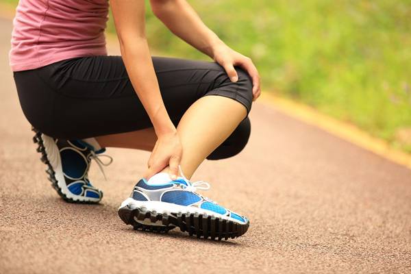 Chọn giày chạy bộ như thế nào để tránh chấn thương
